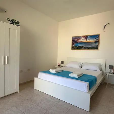 Marefuori - Attico Vista Mare Apartmán Gallipoli